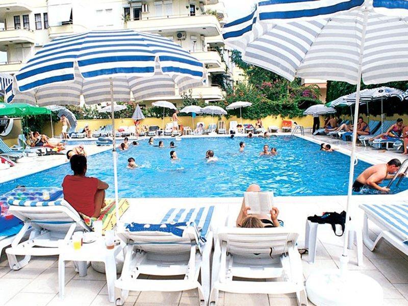Hedef Kleopatra Golden Sun Hotel Аланя Екстериор снимка